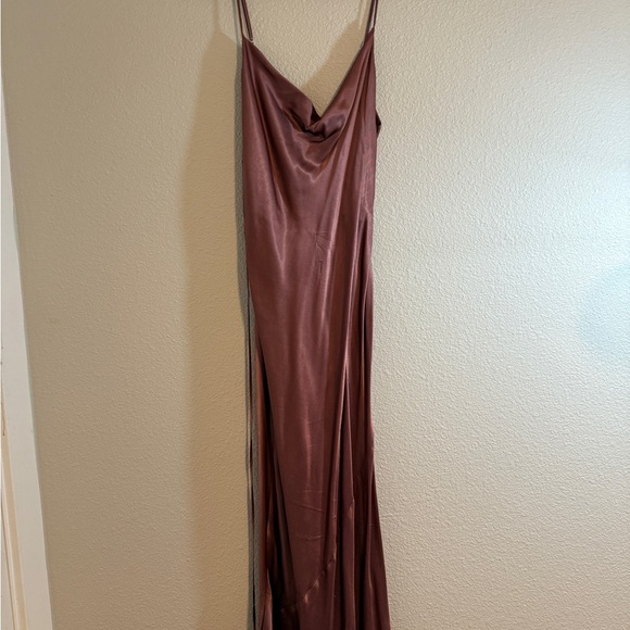 Park & Fifth Mauve Waldorf Bridesmaid Dress - Picture 3 of 8